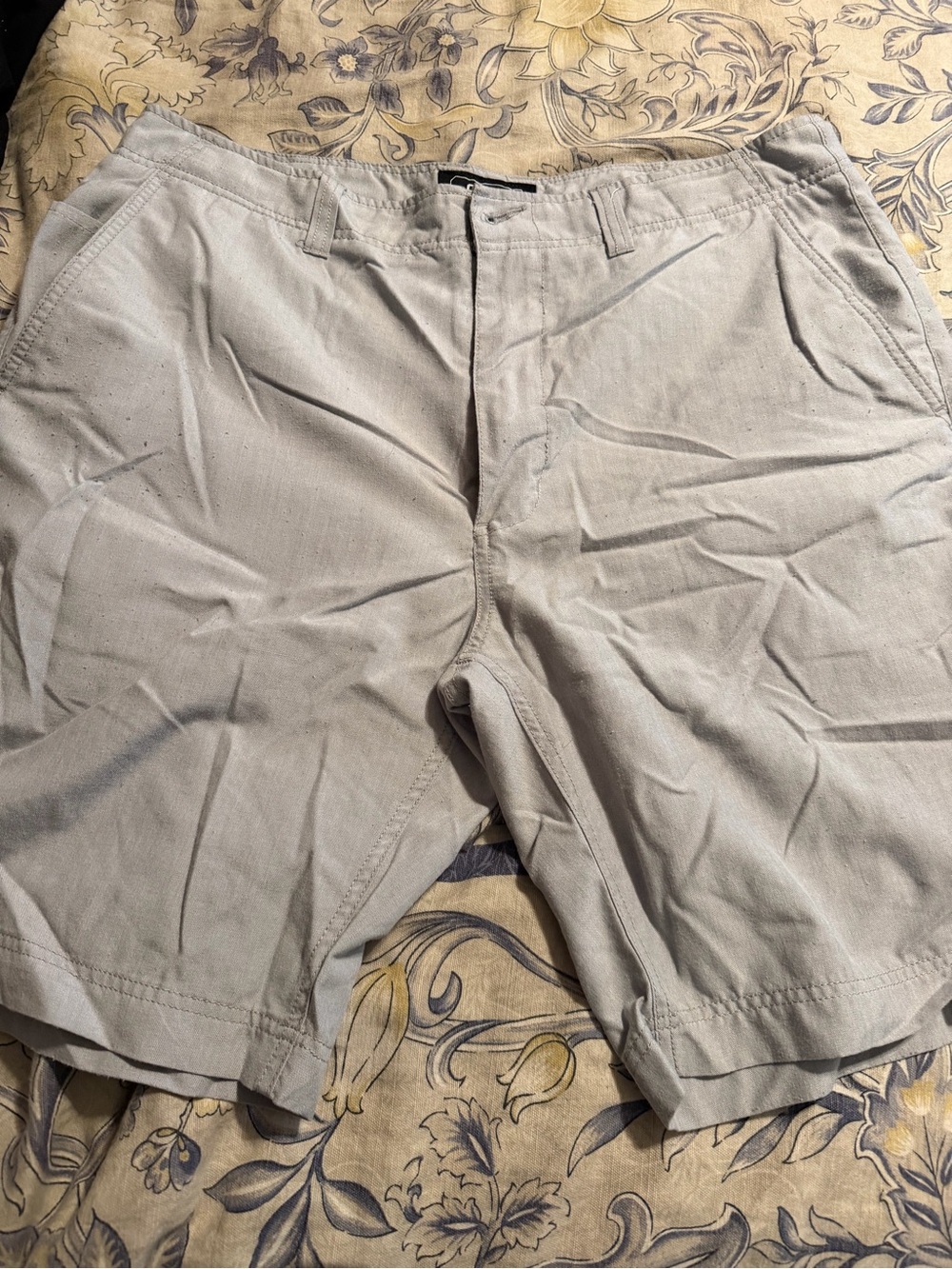 Shorts. Men's Casual Cotton Blend Shorts - Light Gray